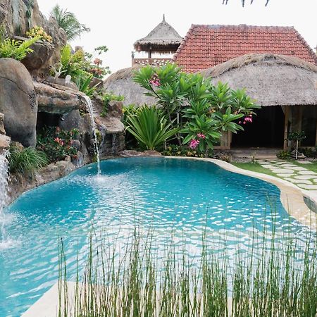 Puri Samaira Villa Tanjung  Ngoại thất bức ảnh