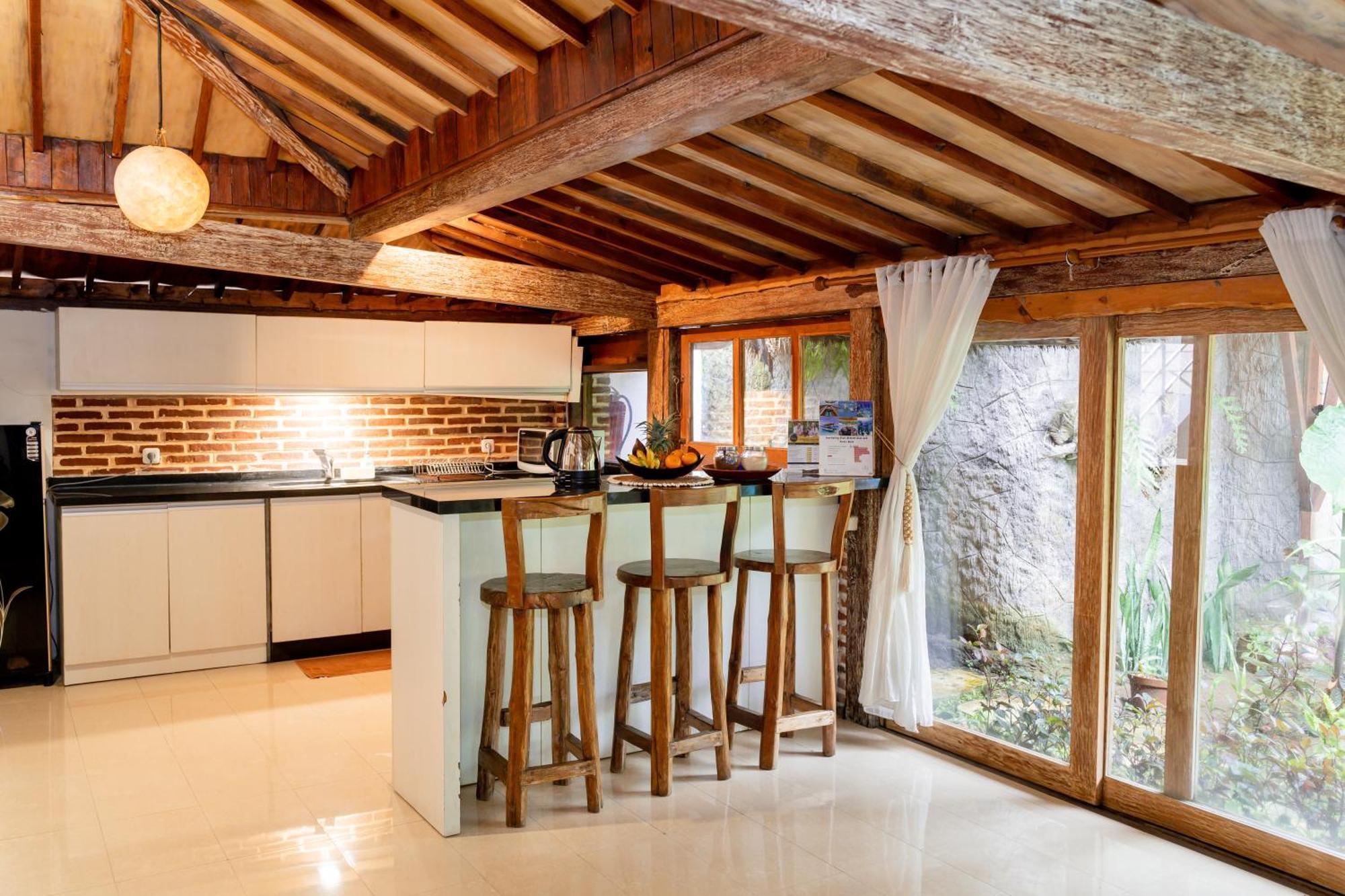 Puri Samaira Villa Tanjung  Ngoại thất bức ảnh